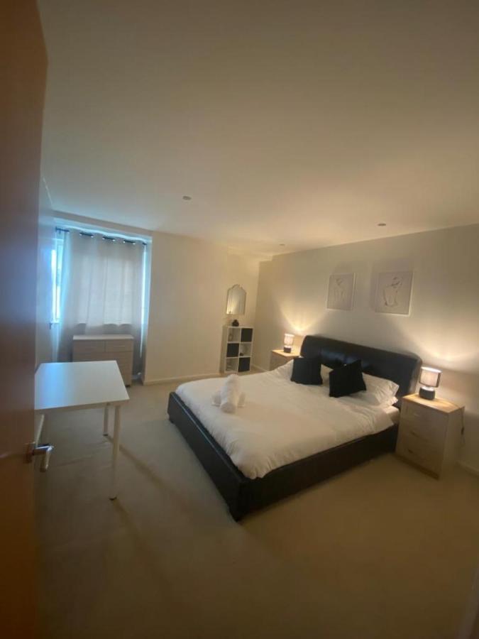 2 Bedroom Luxury Apartment Birmingham City Centre Exterior photo